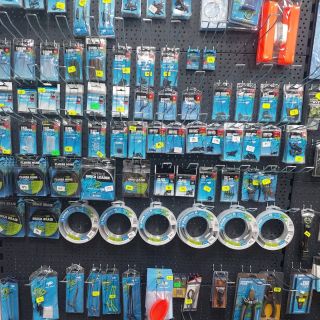 Doplnili jsme fluorocarbony, bižuterii a také oblíbené Mivardi krmítkovky 🎣 Dnes jsme pro vás na prodejně od 9 do 17 hodin...