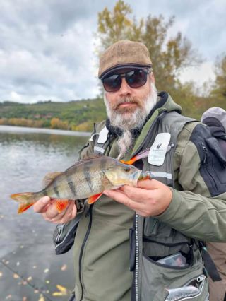 Také milujete podzim a jeho barvy? Náš "Hezounek" tvrdí, že neexistuje špatné počasí, jen špatné oblečení. Tak se pořádně...